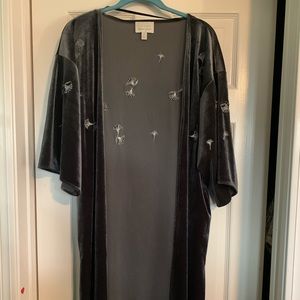 Bluish/grayish Valore wrap/shawl